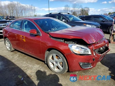 Czwarte zdjęcie samochodu z boku: 2013 VOLVO S60 T5 VIN:YV1612FS4D1231747 - miniatura