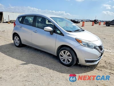Czwarte zdjęcie samochodu z boku: 2017 NISSAN VERSA NOTE SV VIN:3N1CE2CP9HL361814 - miniatura