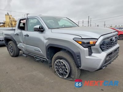 Czwarte zdjęcie samochodu z boku: 2024 TOYOTA TACOMA TRD OFF-ROAD VIN:3TMLB5JN8RM063596 - miniatura