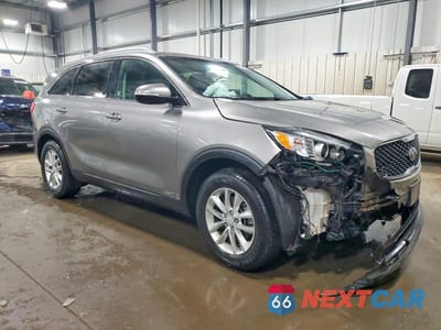 Czwarte zdjęcie samochodu z boku: 2016 KIA SORENTO LX VIN:5XYPGDA38GG037604 - miniatura