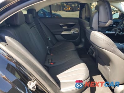 Zdjęcie 10 z 13 samochodu: 2024 MERCEDES-BENZ E 350 4MATIC VIN:W1KLF4HB8RA007753 - miniatura