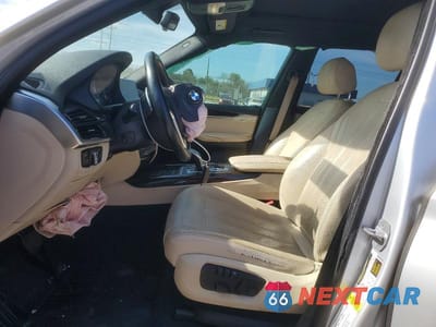 Zdjęcie 7 z 14 samochodu: 2018 BMW X5 SDRIVE35I VIN:5UXKR2C53J0X09300 - miniatura