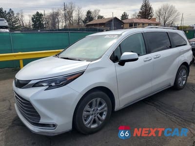 2024 TOYOTA SIENNA PLATINUM 7-PASSENGER 5TDESKFC3RS125369 - główne zdjęcie licytacji z USA - miniatura