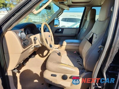 Zdjęcie 7 z 12 samochodu: 2006 FORD EXPEDITION VIN:1FMFU17576LB01836 - miniatura