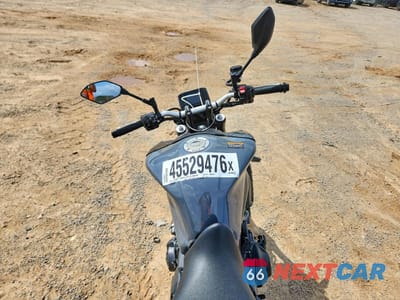 Zdjęcie 6 z 10 samochodu: 2023 YAMAHA MT09 VIN:JYARN71E3PA005625 - miniatura