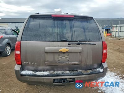 Zdjęcie 6 z 12 samochodu: 2014 CHEVROLET TAHOE K1500 LT VIN:1GNSKBE07ER153220 - miniatura