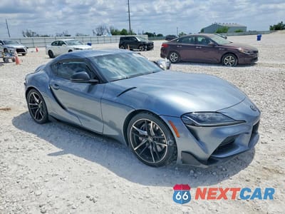 Czwarte zdjęcie samochodu z boku: 2022 TOYOTA GR SUPRA 3.0 VIN:WZ1DB0C0XNW050675 - miniatura