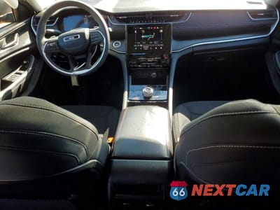 Zdjęcie 8 z 13 samochodu: 2023 JEEP GRAND CHEROKEE LAREDO VIN:1C4RJGAG8PC633234 - miniatura
