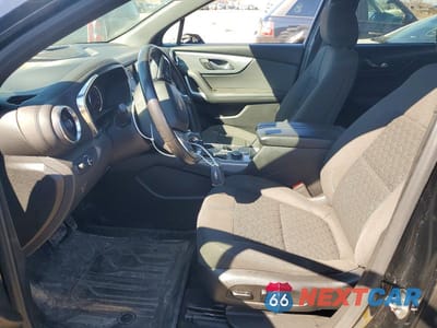 Zdjęcie 7 z 12 samochodu: 2020 CHEVROLET BLAZER 2LT VIN:3GNKBHRS2LS539388 - miniatura