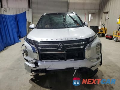 Piąte zdjęcie samochodu w środku: 2025 MITSUBISHI OUTLANDER SEL VIN:JA4J4WA87SZ042514 - miniatura