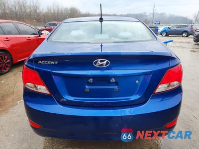Zdjęcie 6 z 13 samochodu: 2016 HYUNDAI ACCENT SE VIN:KMHCT4AE2GU961509 - miniatura