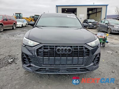 Piąte zdjęcie samochodu w środku: 2020 AUDI Q3 PREMIUM S LINE VIN:WA1DECF30L1117575 - miniatura