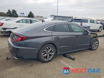 Trzecie zdjęcie samochodu z tyłu: 2021 HYUNDAI SONATA SEL VIN:5NPEL4JA8MH074304 - miniatura