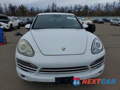 Piąte zdjęcie samochodu w środku: 2014 PORSCHE CAYENNE VIN:WP1AA2A23ELA90598 - miniatura