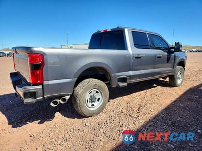 Trzecie zdjęcie samochodu z tyłu: 2023 FORD F250 SUPER DUTY VIN:1FT8W2BT5PED70734 - miniatura