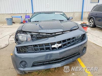 Piąte zdjęcie samochodu w środku: 2013 CHEVROLET CAMARO LS VIN:2G1FA1E30D9128534 - miniatura