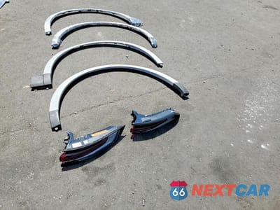 Zdjęcie 13 z 13 samochodu: 2025 PORSCHE CAYENNE VIN:WP1AA2AY8SDA03319 - miniatura