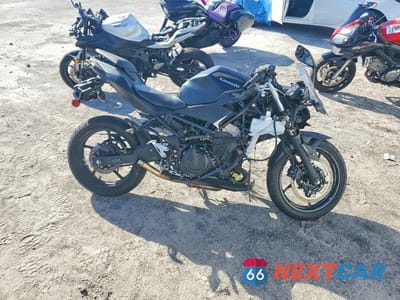 2026 KAWASAKI EX500 ML5EXGG12TDA79514 - główne zdjęcie licytacji z USA - miniatura