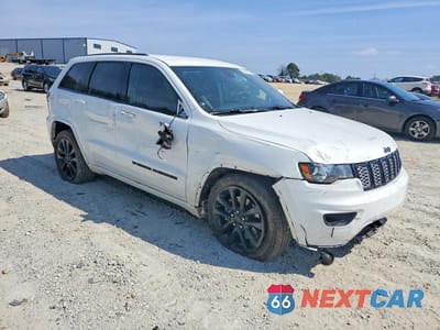 Czwarte zdjęcie samochodu z boku: 2022 JEEP GRAND CHEROKEE LAREDO E VIN:1C4RJEAG7NC127198 - miniatura