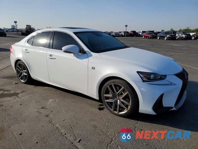 Czwarte zdjęcie samochodu z boku: 2018 LEXUS IS 350 BASE VIN:JTHBZ1D27J5033659 - miniatura