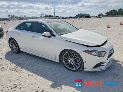 Czwarte zdjęcie samochodu z boku: 2021 MERCEDES-BENZ A 220 4MATIC VIN:W1K3G4FB2MJ284598 - miniatura