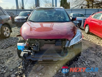 Piąte zdjęcie samochodu w środku: 2021 NISSAN KICKS SV VIN:3N1CP5CV3ML558692 - miniatura