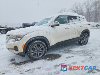 2021 KIA SELTOS LX KNDEPCAA0M7129377 - główne zdjęcie licytacji z USA - miniatura