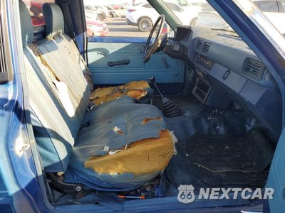 Zdjęcie 10 z 12 samochodu: 1986 TOYOTA PICKUP BASE VIN:JT4RN50RXG0142144 - miniatura