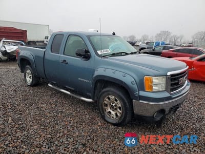 Czwarte zdjęcie samochodu z boku: 2007 GMC NEW SIERRA K1500 VIN:1GTEK19J17Z629273 - miniatura