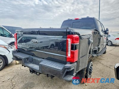 Trzecie zdjęcie samochodu z tyłu: 2024 FORD F250 SUPER DUTY VIN:1FT8W2BN4REF89043 - miniatura