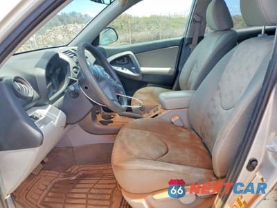 Zdjęcie 7 z 13 samochodu: 2009 TOYOTA RAV4 BASE VIN:JTMZK33V49D002804 - miniatura