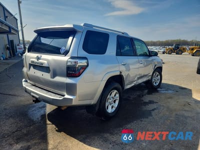 Trzecie zdjęcie samochodu z tyłu: 2014 TOYOTA 4RUNNER SR5 VIN:JTEZU5JR7E5069067 - miniatura