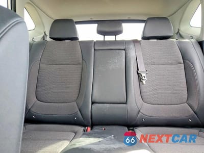Zdjęcie 10 z 13 samochodu: 2021 KIA SELTOS S VIN:KNDEUCAAXM7156580 - miniatura