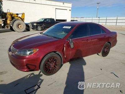 2005 TOYOTA CAMRY LE 4T1BE32K55U048339 - główne zdjęcie licytacji z USA - miniatura