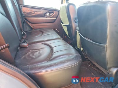 Zdjęcie 11 z 13 samochodu: 2005 MERCURY MARINER VIN:4M2YU57135DJ25331 - miniatura