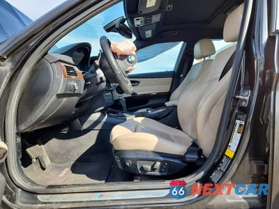 Zdjęcie 7 z 12 samochodu: 2011 BMW 335 XI VIN:WBAPL5G59BNN23153 - miniatura