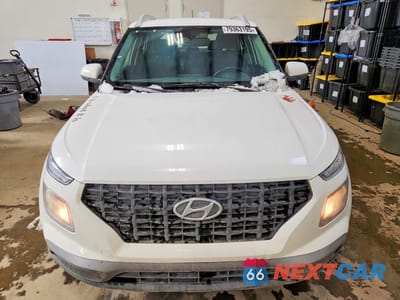Piąte zdjęcie samochodu w środku: 2023 HYUNDAI VENUE SEL VIN:KMHRC8A35PU253061 - miniatura