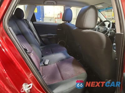 Zdjęcie 10 z 12 samochodu: 2006 MAZDA 3 HATCHBACK VIN:JM1BK143361520130 - miniatura