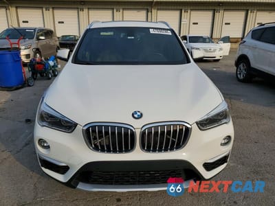 Piąte zdjęcie samochodu w środku: 2016 BMW X1 XDRIVE28I VIN:WBXHT3C3XGP880789 - miniatura