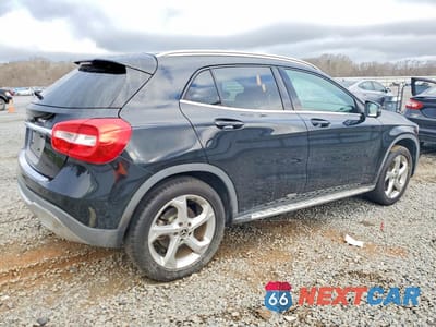 Trzecie zdjęcie samochodu z tyłu: 2018 MERCEDES-BENZ GLA 250 VIN:WDCTG4EB4JJ383408 - miniatura