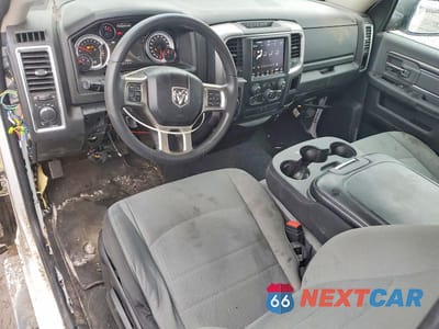 Zdjęcie 8 z 12 samochodu: 2021 RAM 1500 CLASSIC SLT VIN:3C6JR6ET4MG635120 - miniatura