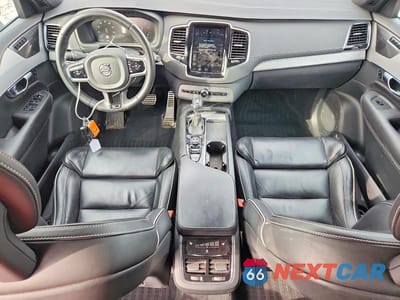 Zdjęcie 8 z 13 samochodu: 2021 VOLVO XC90 T6 R-DESIGN VIN:YV4A22PM0M1681907 - miniatura