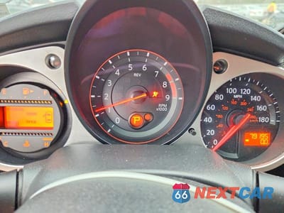 Zdjęcie 9 z 12 samochodu: 2016 NISSAN 370Z SPORT TECH VIN:JN1AZ4EH5GM930966 - miniatura