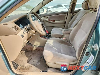 Zdjęcie 8 z 12 samochodu: 2005 TOYOTA COROLLA LE VIN:1NXBR32EX5Z437301 - miniatura