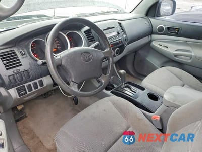 Zdjęcie 8 z 11 samochodu: 2008 TOYOTA TACOMA BASE VIN:5TETX22N08Z586966 - miniatura