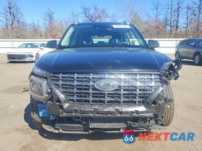 Piąte zdjęcie samochodu w środku: 2023 HYUNDAI VENUE SEL VIN:KMHRC8A35PU211747 - miniatura