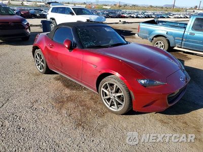 Czwarte zdjęcie samochodu z boku: 2021 MAZDA MX-5 MIATA GRAND TOURING VIN:JM1NDAD75M0458498 - miniatura