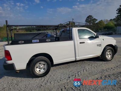 Trzecie zdjęcie samochodu z tyłu: 2020 RAM 1500 CLASSIC TRADESMAN VIN:3C6JR6DG7LG144172 - miniatura