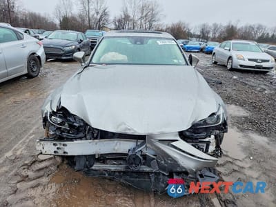 Piąte zdjęcie samochodu w środku: 2017 LEXUS IS 300 BASE VIN:JTHCM1D2XH5021180 - miniatura