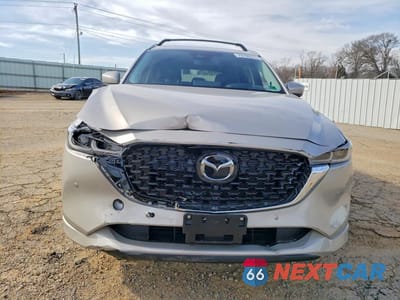 Piąte zdjęcie samochodu w środku: 2025 MAZDA CX-5 PREMIUM PLUS VIN:JM3KFBEM1S0662422 - miniatura